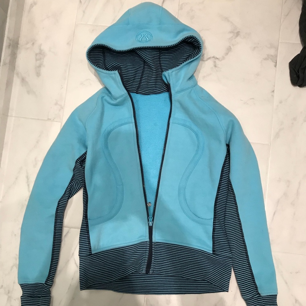 LuLulemon zip up